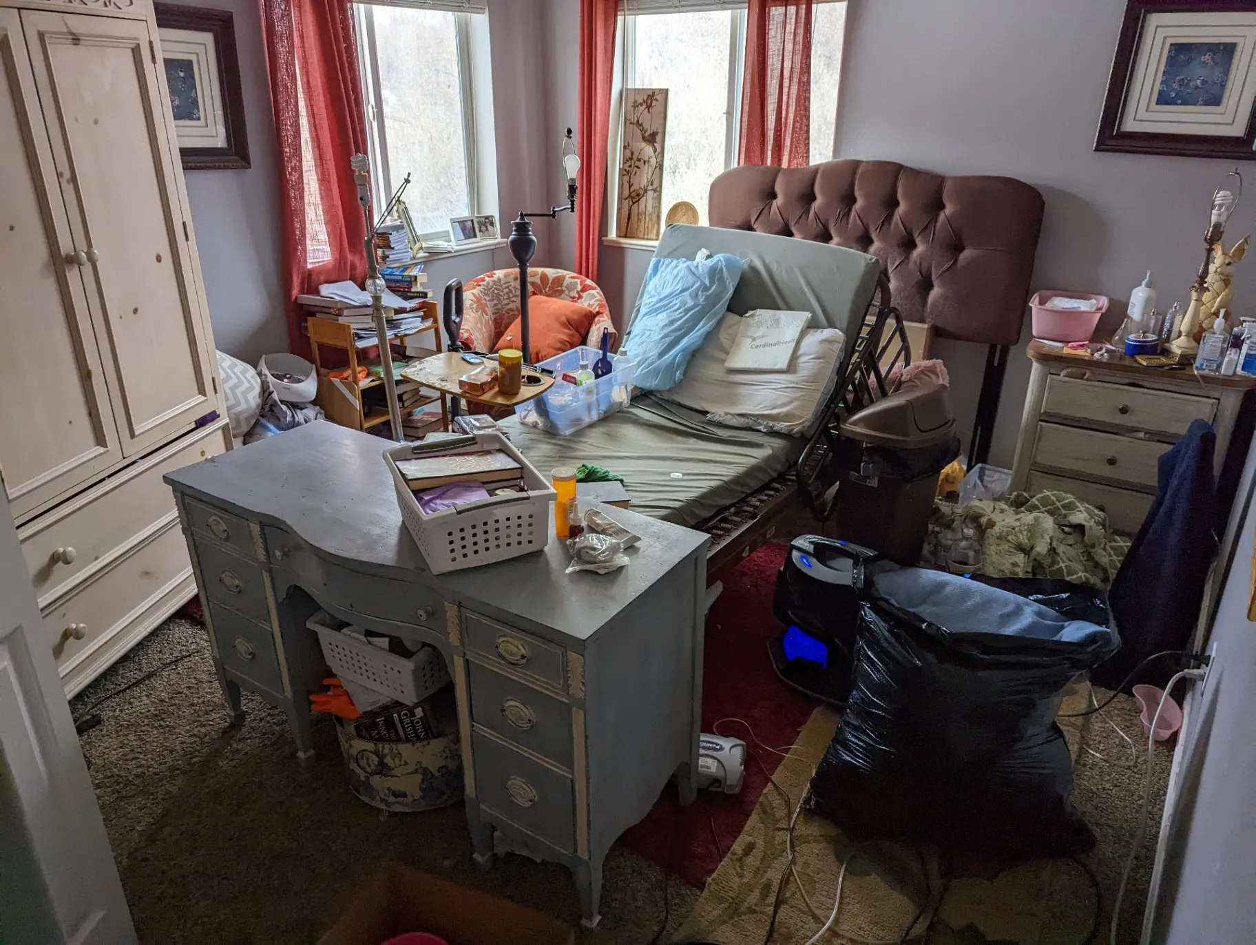 Bedroom before cleaning